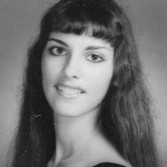 Meet your Posher, Claire - Picture 1 of 1